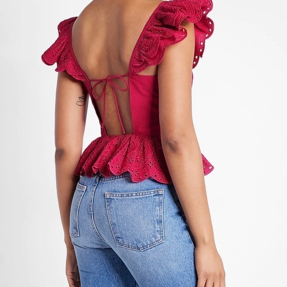 EXPRESS Open Back Eyelet ruffle Peplum Top in Gorgeous Pink Medium NWT - Picture 3 of 9